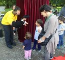 burattini in baracca con alex Balanzone si presenta ai bimbi.jpg