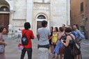 free walking tour con same same travels duomo.JPG