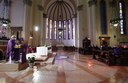 La celebrazione religiosa al Tempio dei caduti presieduta da monsignor Giuliano Gazzetti