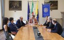 L'incontro del sindaco Muzzarelli con il presidente del Rotary Carlo Ventura e alcuni componenti del direttivo